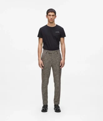 Pantaloni croiți