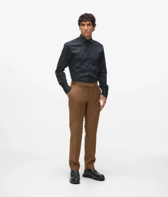 Pantaloni croiți