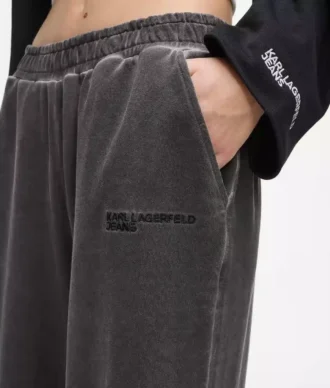 Pantaloni de trening largi, spălați