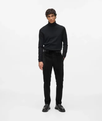 Pantaloni din catifea